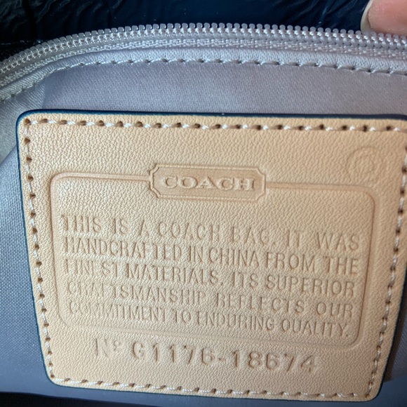 Coach medium tote - Picture 5 of 11